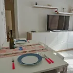 Fiore Di Mare - Delizioso Bilocale Con Posto Auto Vicino Al Porto شقة *