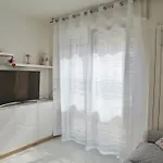 شقة Fiore Di Mare - Delizioso Bilocale Con Posto Auto Vicino Al Porto *