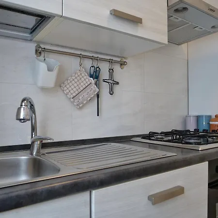 Fiore Di Mare - Delizioso Bilocale Con Posto Auto Vicino Al Porto * グラード