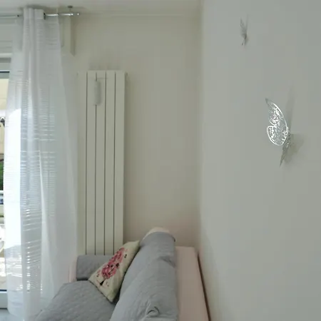 アパート Fiore Di Mare - Delizioso Bilocale Con Posto Auto Vicino Al Porto グラード