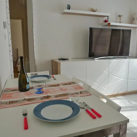 Fiore Di Mare - Delizioso Bilocale Con Posto Auto Vicino Al Porto 公寓 *