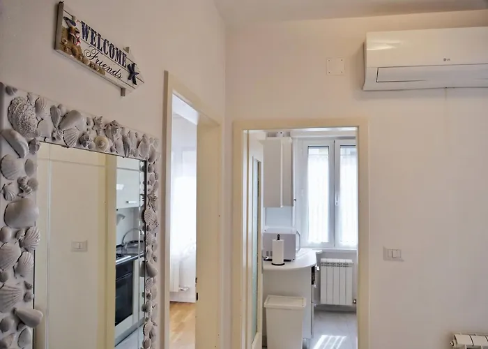 Fiore Di Mare - Delizioso Bilocale Con Posto Auto Vicino Al Porto * Градо