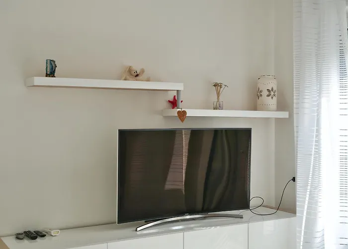 Fiore Di Mare - Delizioso Bilocale Con Posto Auto Vicino Al Porto Градо