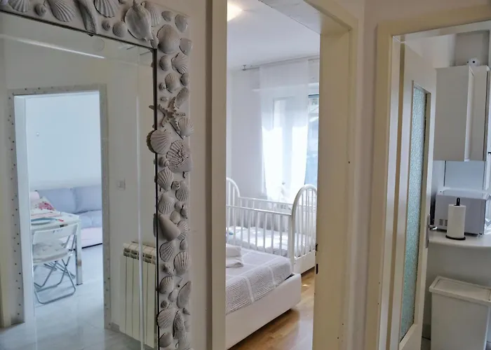 Fiore Di Mare - Delizioso Bilocale Con Posto Auto Vicino Al Porto * غرادو